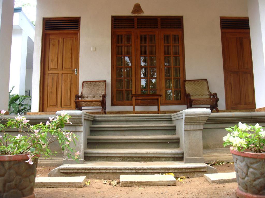 Le Grand Meaulnes Hotel Habarana Exterior photo
